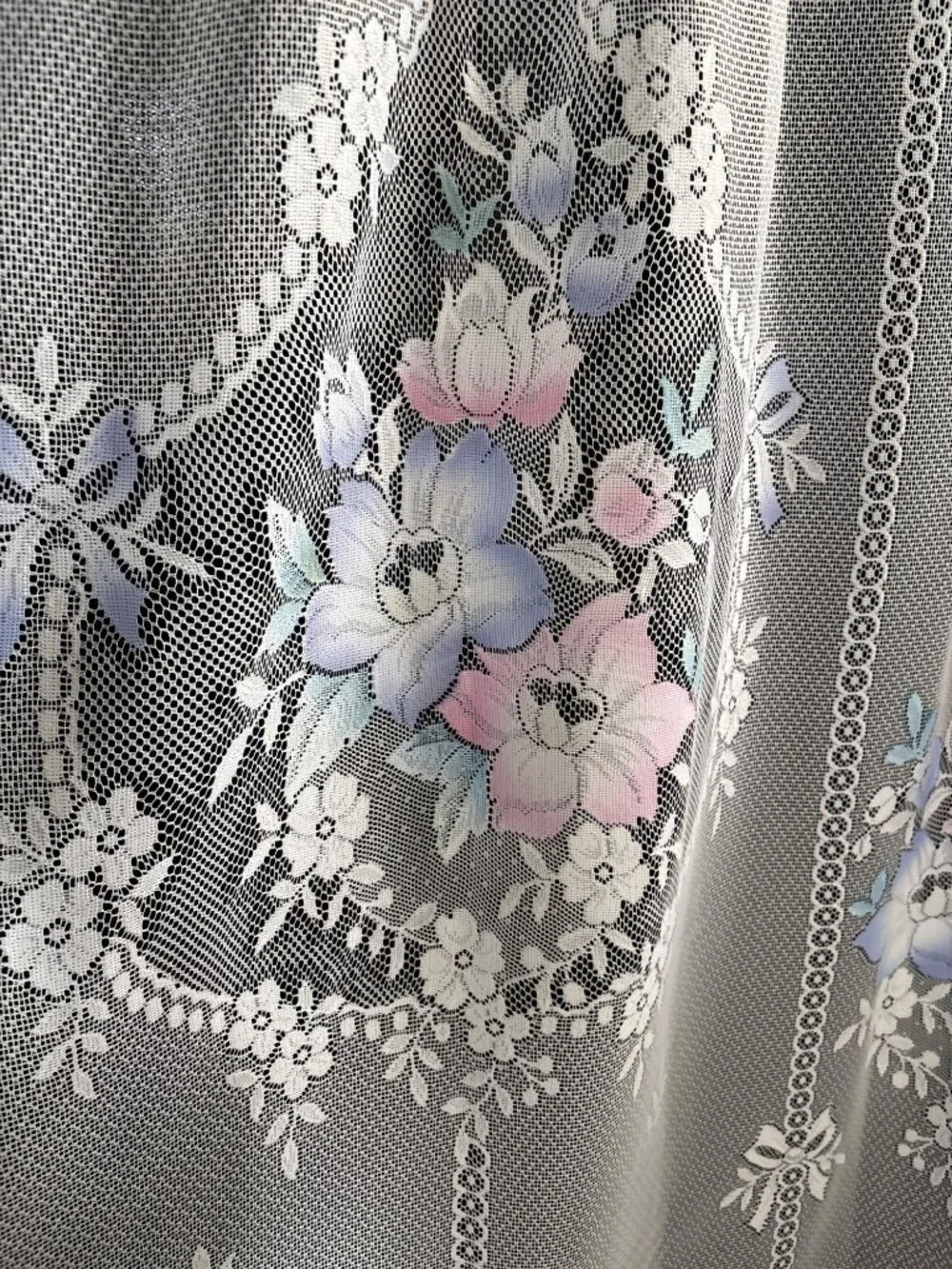 Floral Lace Curtain 60